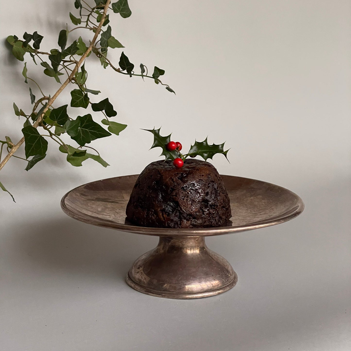 Black Cow Christmas Spirit & Christmas Pudding with Cheese