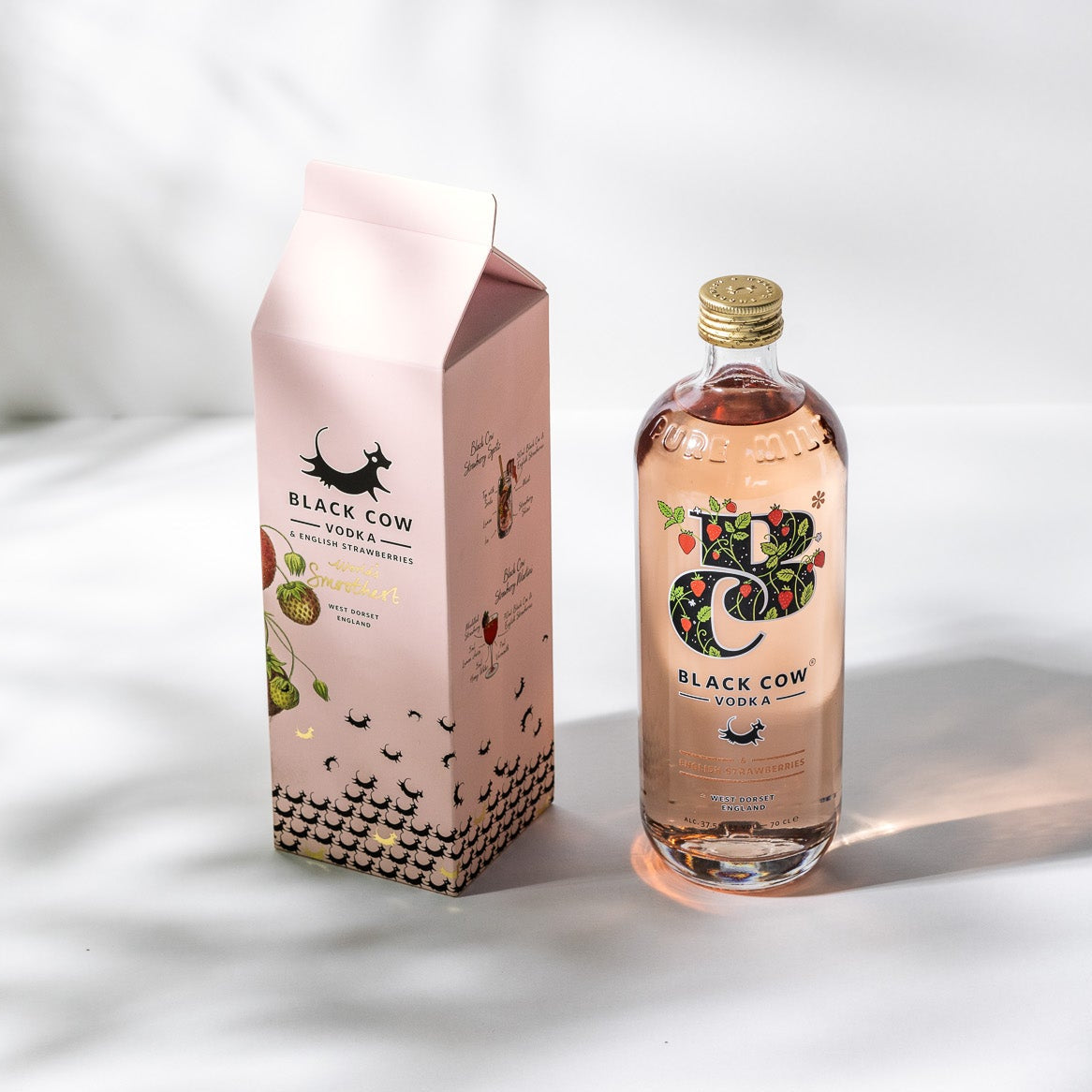 Ultimate Gift Bundle - Black Cow & English Strawberries Carton + White Star Cheese + Tote Bag