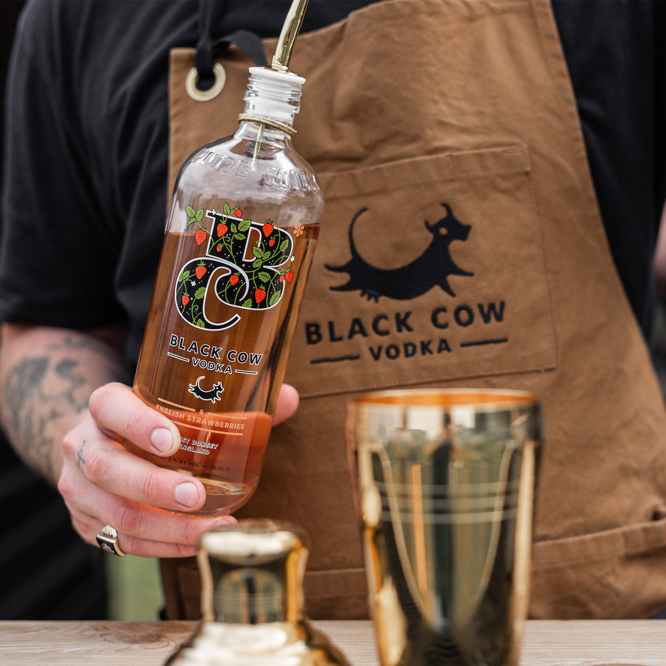 Black Cow Gold Speed Pourer